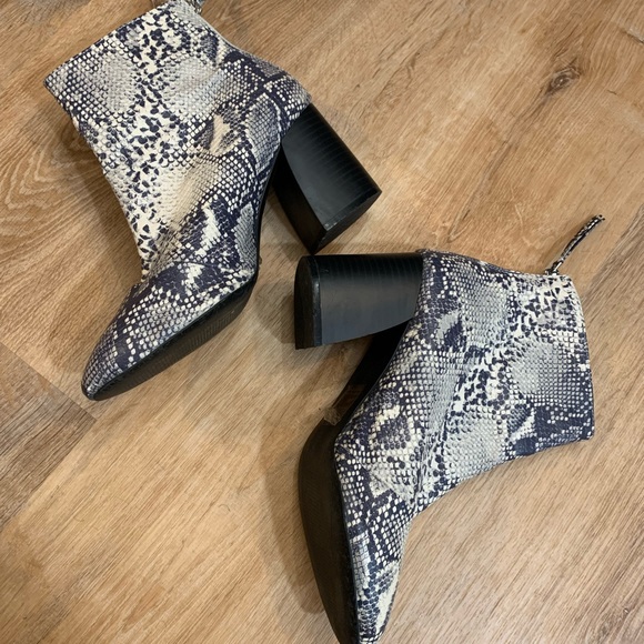 Qupid snake print ankle boots - Picture 4 of 6